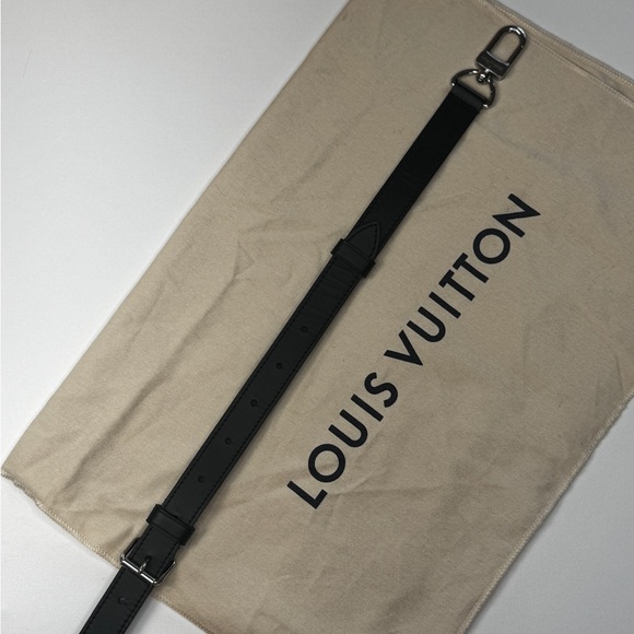 Louis Vuitton Voyage PM Damier : Business: Documents : Laptop Bag - Picture 16 of 17